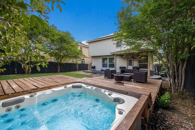 Building Photo - Gated Community Home with Hot Tub