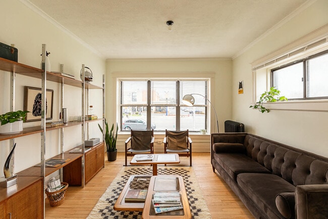 Primary Photo - Manchester Apartments