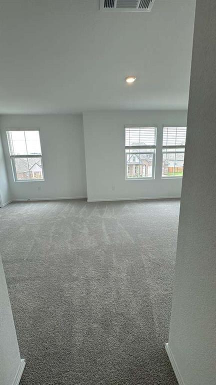 Building Photo - 379 Keefer