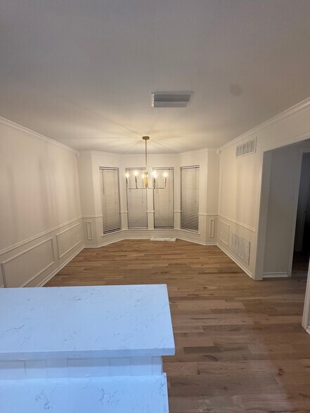 Building Photo - 3123 Bourbon Street Cir