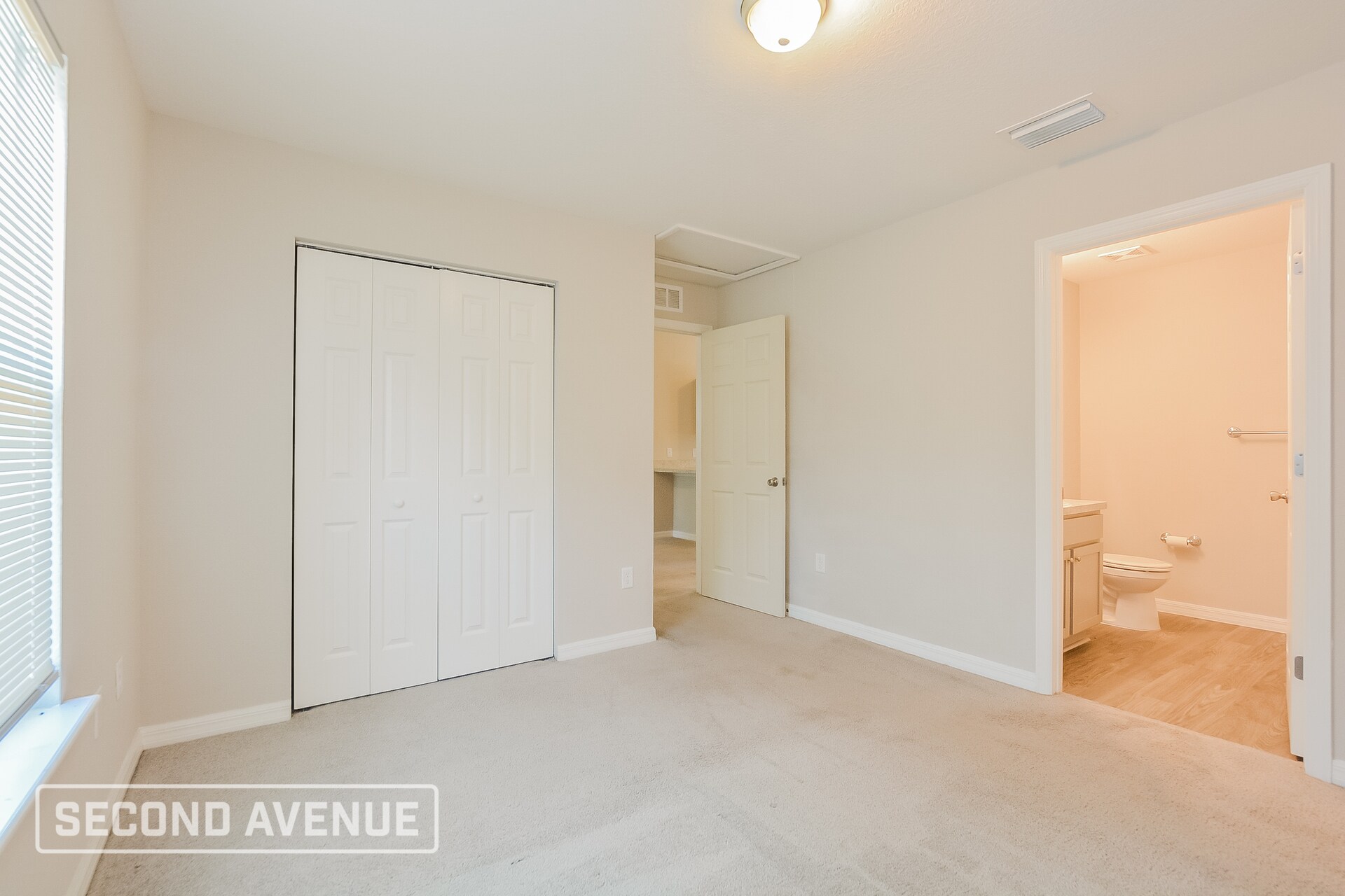 Building Photo - 5268 NW 57th Ave