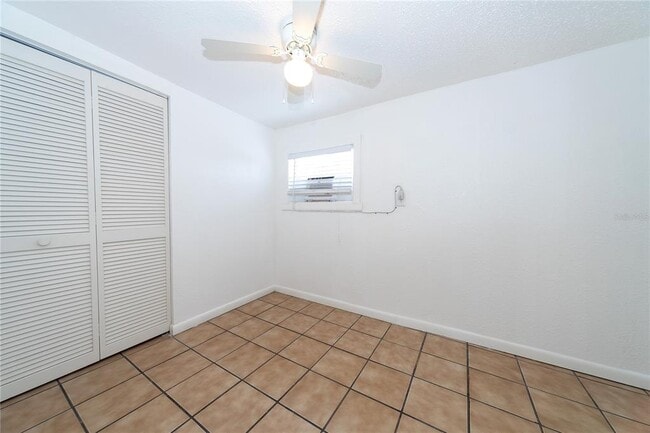 Building Photo - 620 25th St W