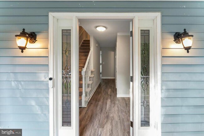 Building Photo - 2320 Harpoon Dr