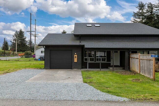 Building Photo - 24728 Marlene Way