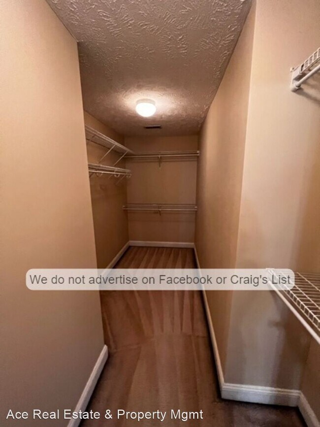 Building Photo - 3 br, 2.5 bath House - 309 Willborough Avenue