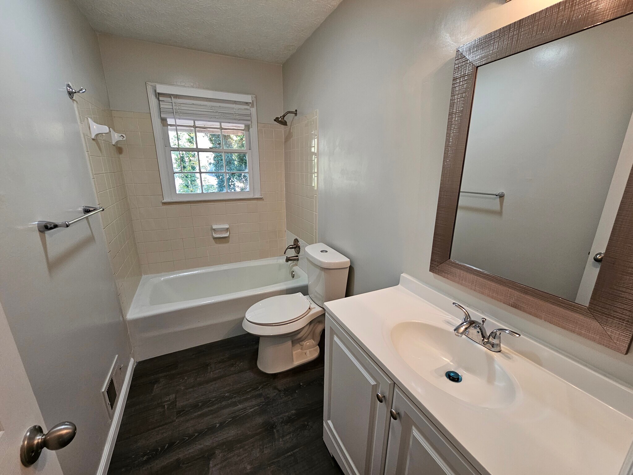Building Photo - 5566 Rock Garden Ct NW