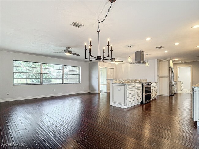 Building Photo - 4348 Beechwood Lake Dr