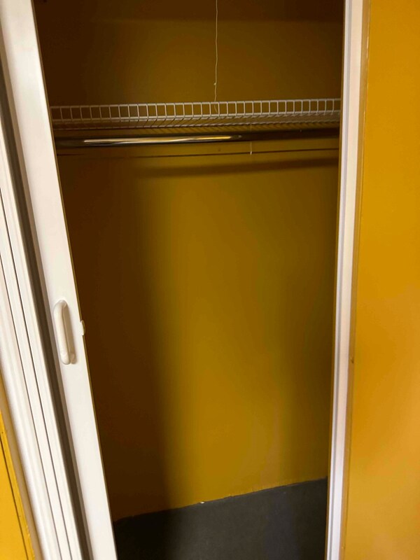 Building Photo - 522 70th St