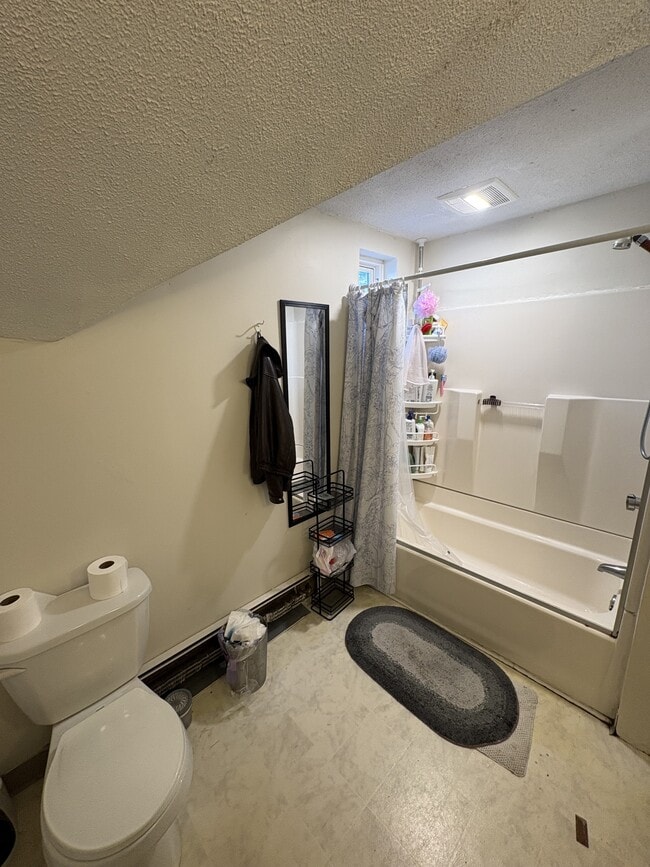 Building Photo - 204 Belchertown Rd