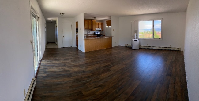 Building Photo - 718 Darby St