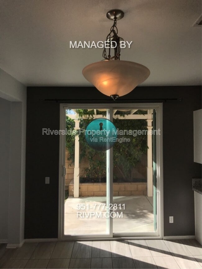 Building Photo - 8284 Camino Alto Dr