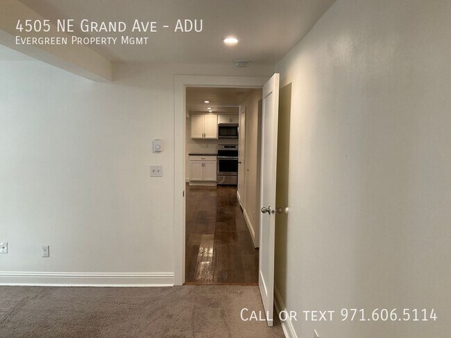 Building Photo - 4505 NE Grand Ave