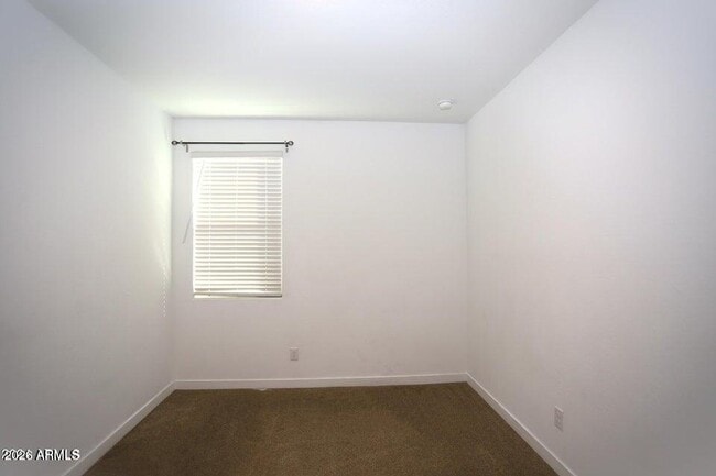 Building Photo - 9231 W Montecito Ave