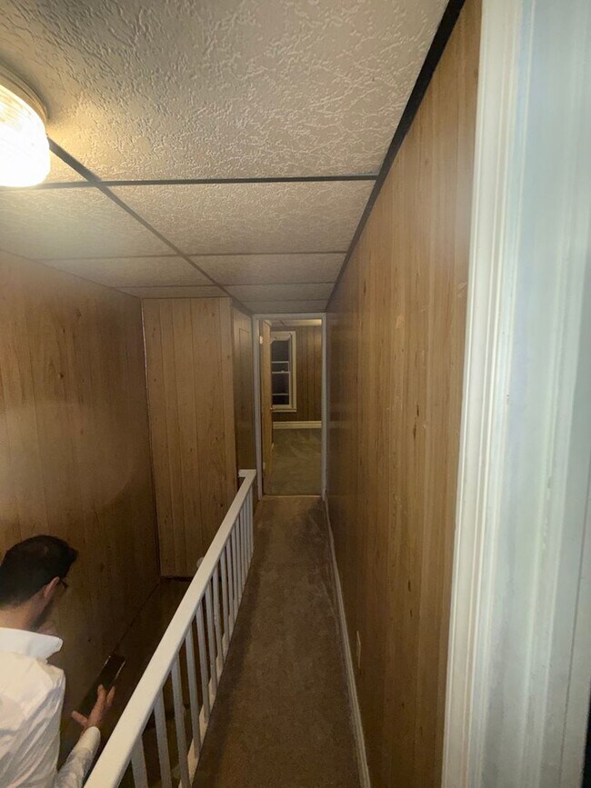 Building Photo - 203 High St