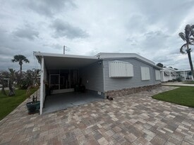 Building Photo - 106 Victory Way