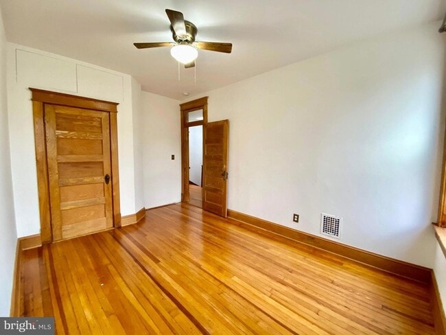 Building Photo - 140 Bryant St NW