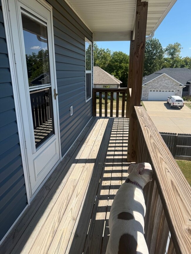 Building Photo - 3702 Delwood Dr