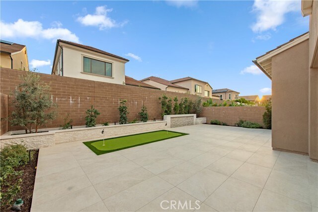 Building Photo - 114 Limone