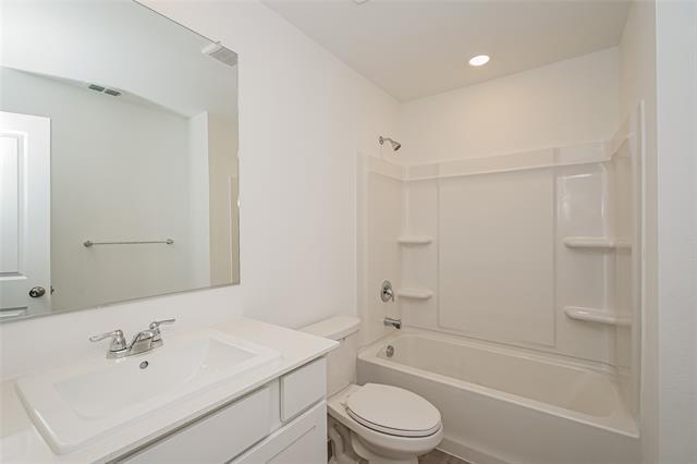 Building Photo - 1129 Tufted Dr