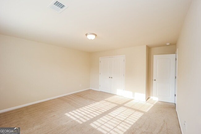 Building Photo - 100 Betty Ann Ln