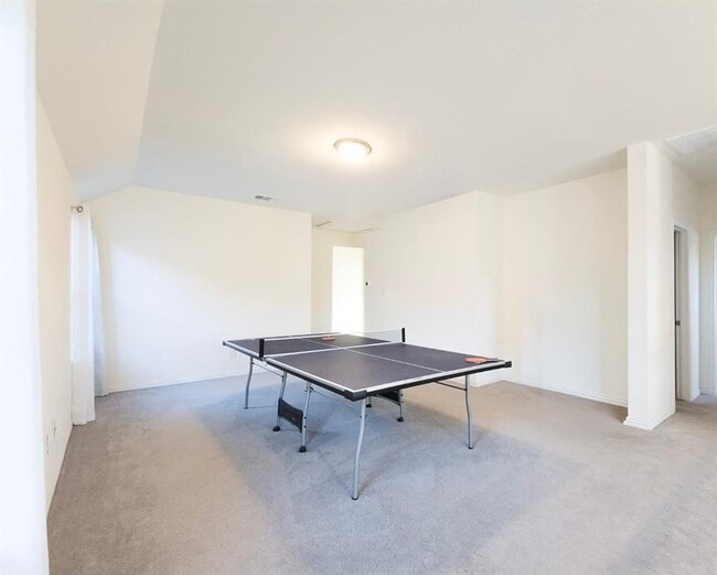 Building Photo - 627 Pheasant Hill Ln