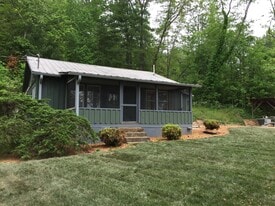 Building Photo - 3837 Old Hendersonville Highway