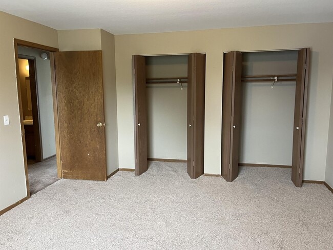 Building Photo - 480 Stratford Way