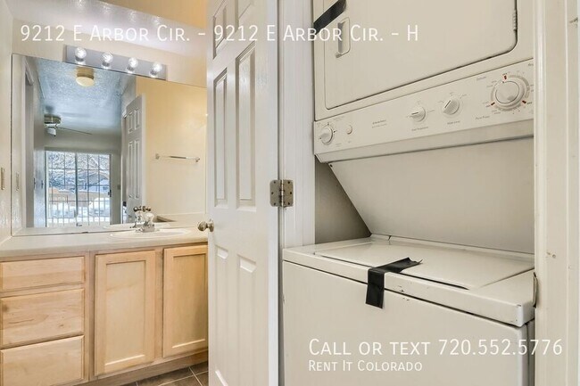 Building Photo - 9212 E Arbor Cir