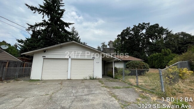 Primary Photo - Charming 3 BD | 2 BA House with Large Back...