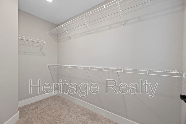 Building Photo - 7224 Sassafras Wy