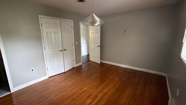 Building Photo - Move-In Ready 3-Bed, 2.5-Bath Home with a Beautiful Big Yard in Peaceful Jackson, NJ