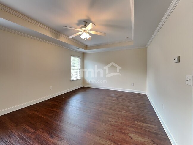 Building Photo - 202 Monarch Way