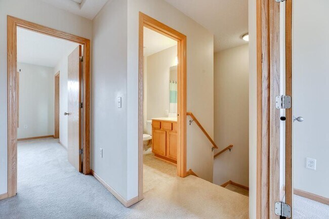 Building Photo - 1347 Magnolia Ave E