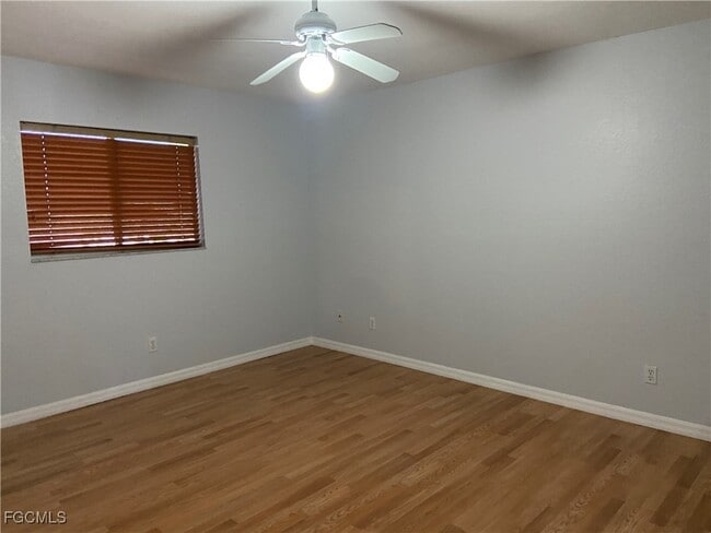 Building Photo - 2002 SW 15th Pl