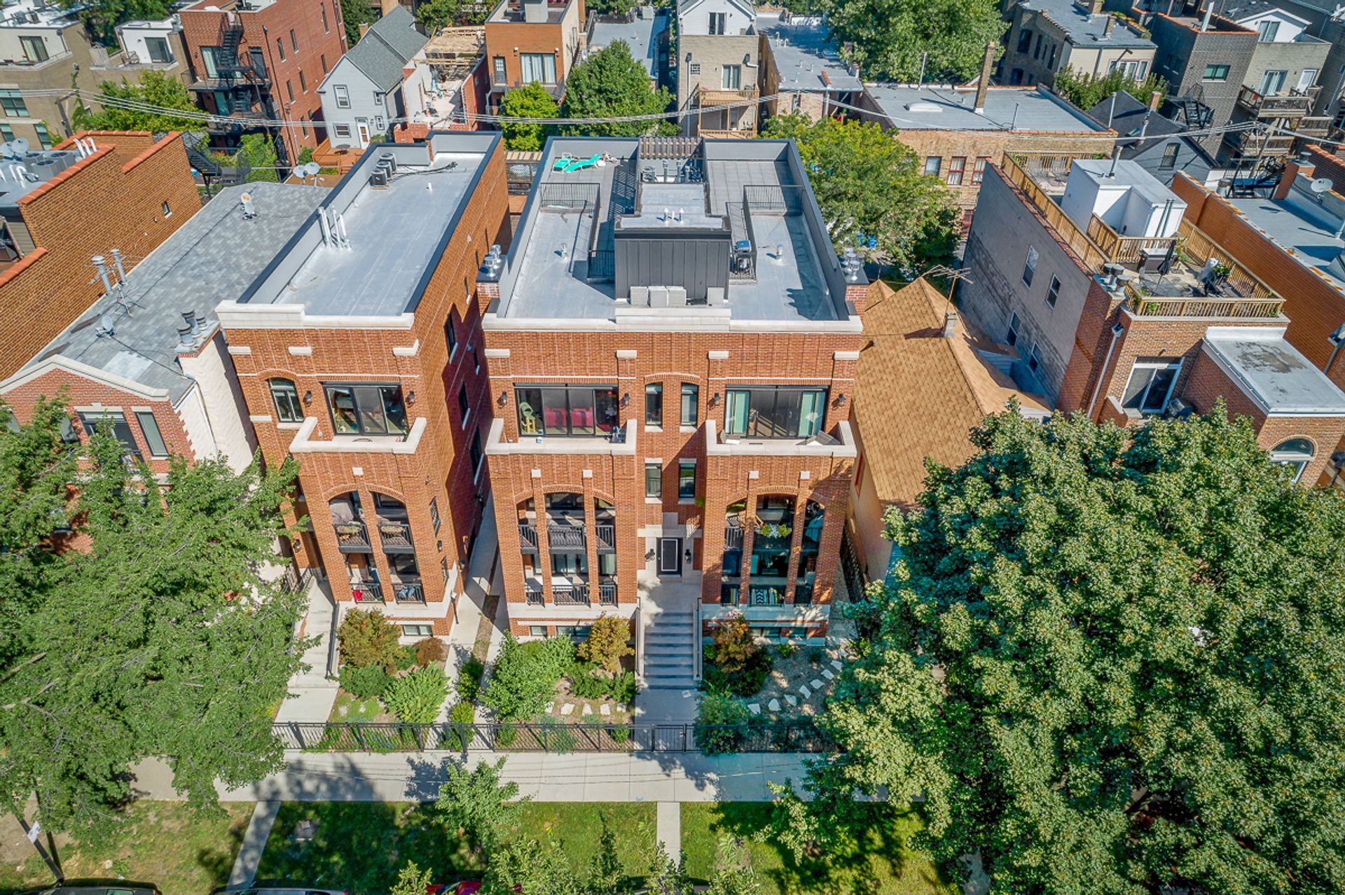 Building Photo - 877 Lill W Ave