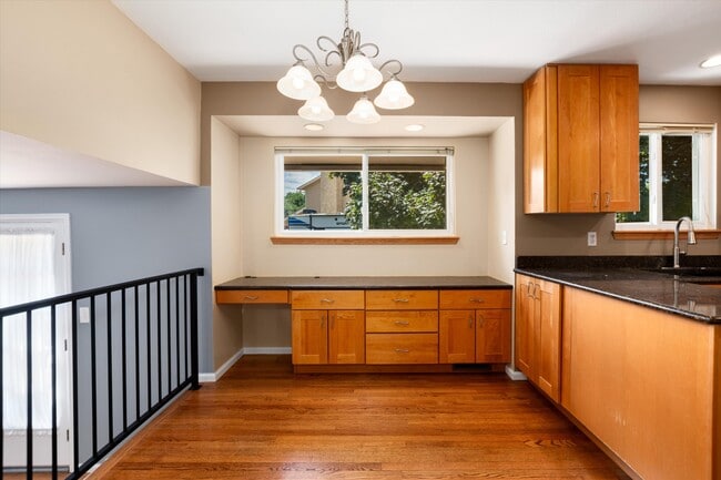 Building Photo - 13123 Spica Dr