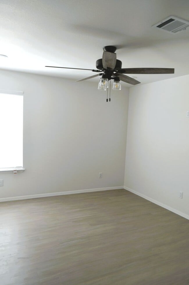 Building Photo - 1419 Indian Camp Trail