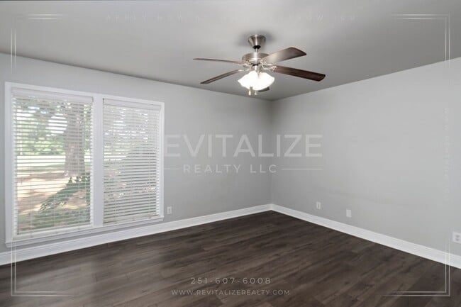 Building Photo - Charming 2 Bedroom/2 Bathroom Condo in Dap...