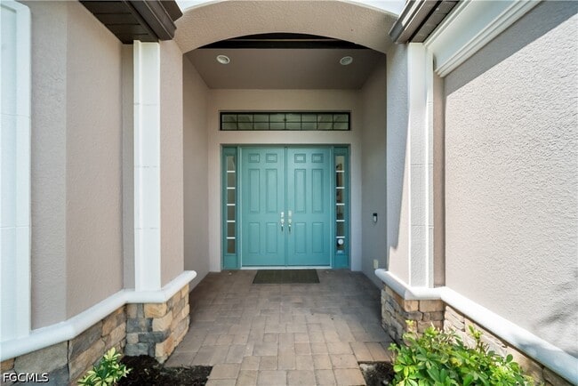 Building Photo - 9235 Rialto Ln