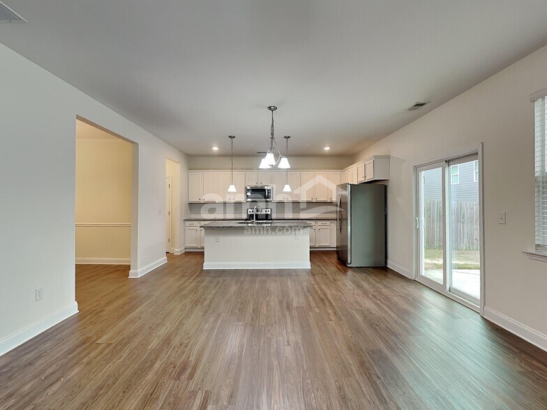 Building Photo - 1882 Weatherbrook Cir