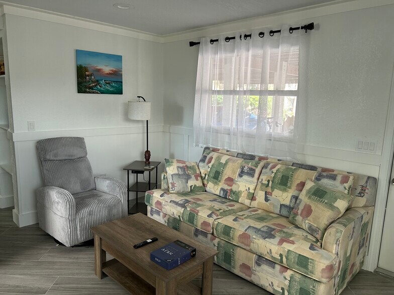 Building Photo - 145 Anchorage St