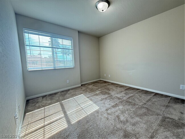 Building Photo - 8974 Don Valley Ave