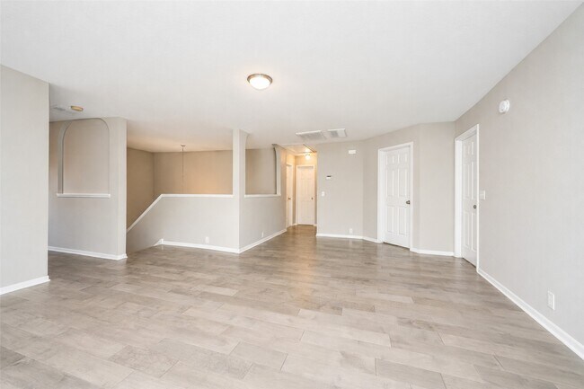 Building Photo - 17435 S Summit Canyon Dr