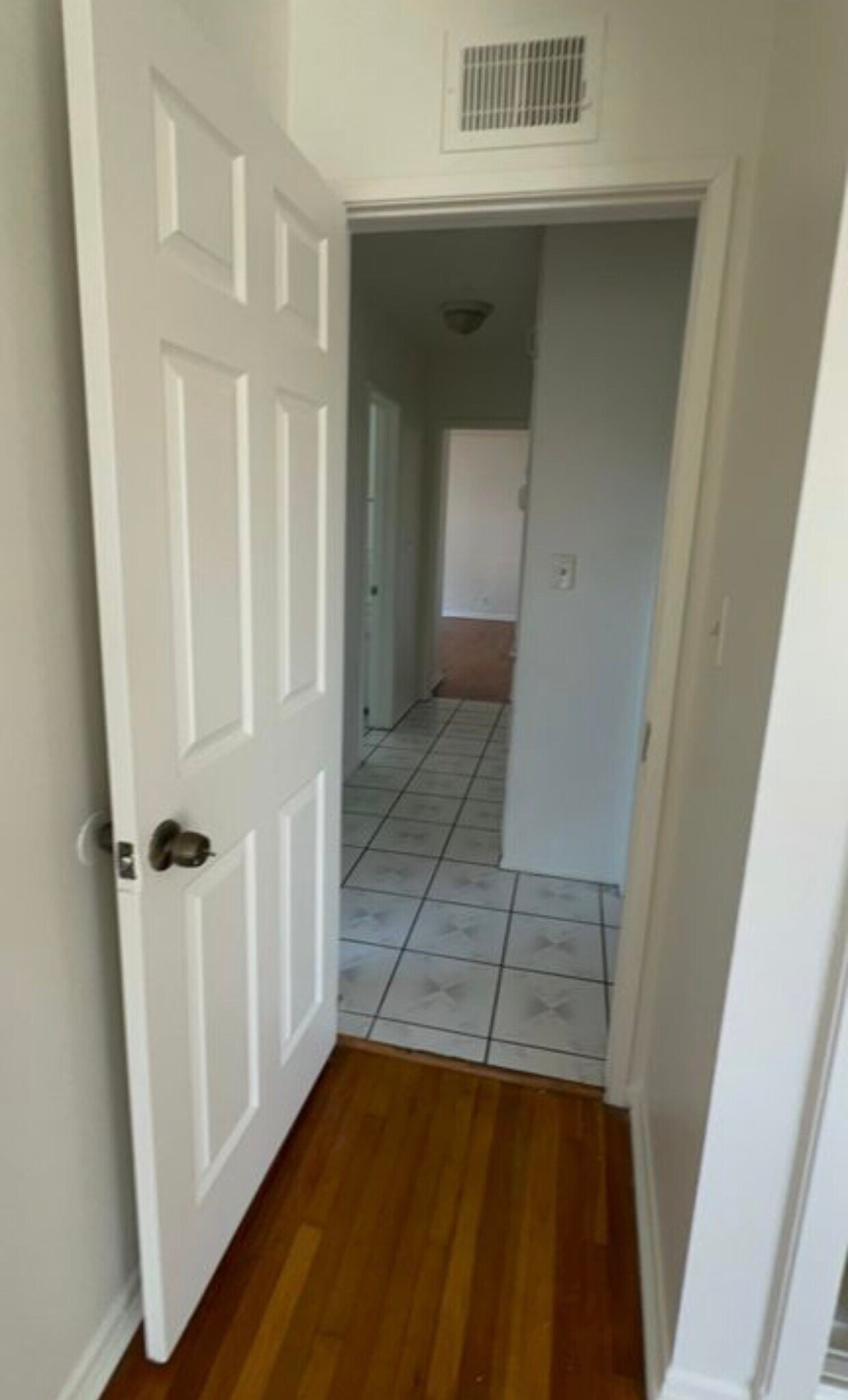 Building Photo - 10063 Faywood St