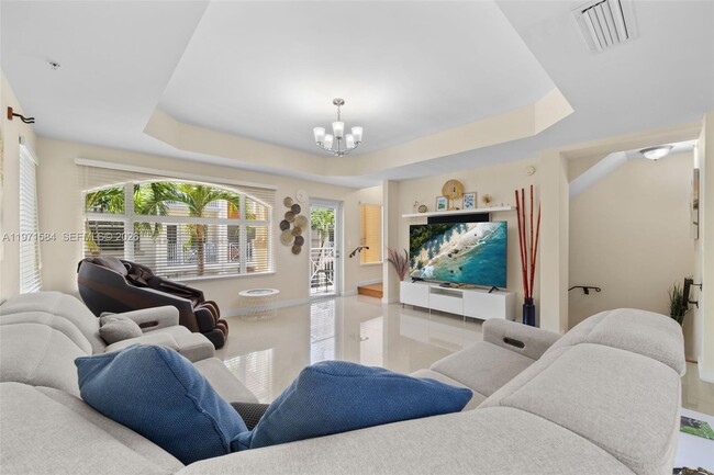 Building Photo - 18413 NE 27th Ct