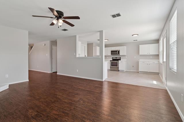 Building Photo - 2600 Teal Cove Ln