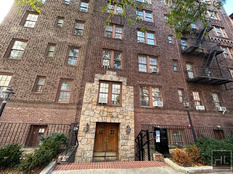 Building Photo - REMSEN ST