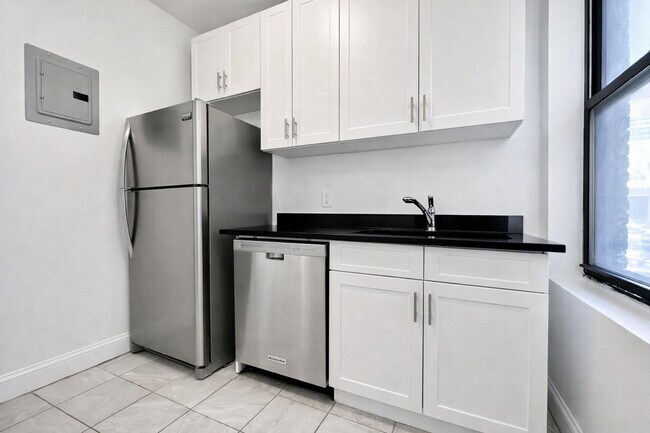 Floorplan - 121 Bennett Avenue