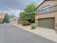 Building Photo - 1147 Mary Dr