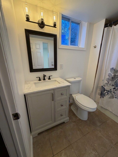 Building Photo - 410 Highland St